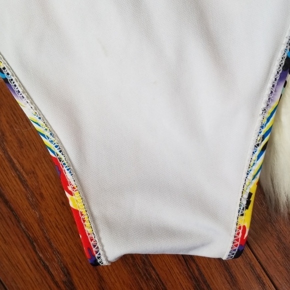 Blooming Jelly Hi Cut One Piece Bathingsuit - Picture 5 of 7